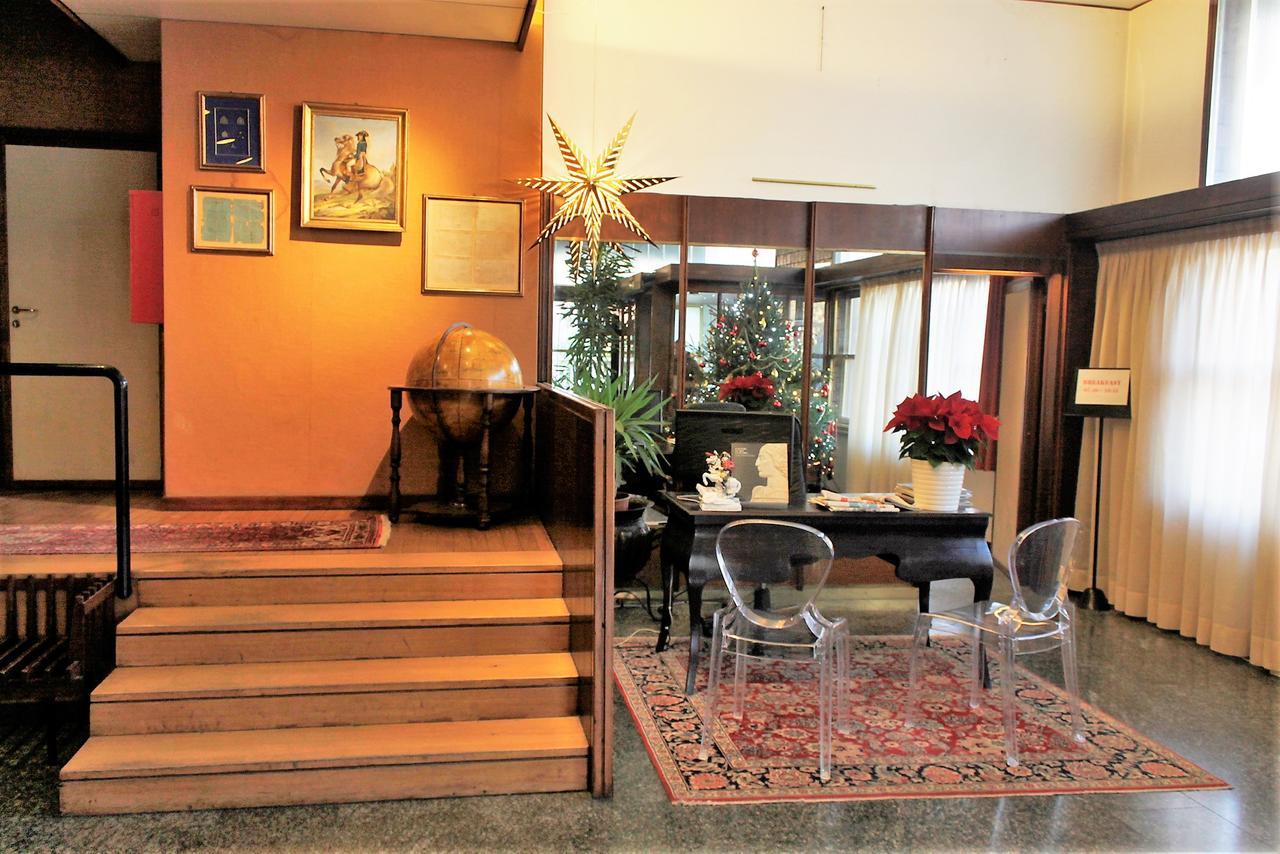 Hotel Napoleon ริมินี ภายนอก รูปภาพ